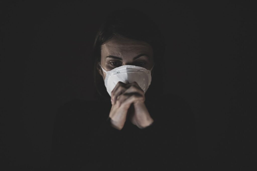 prayer, coronavirus, mask-4994017.jpg